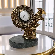 На память: Настольные часы «Кулинар» с гномом и тортом — фотография 1