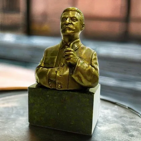В подарок: Бюст «Сталин И.В.» из бронзы