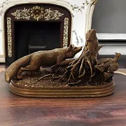 Подарочная скульптура из бронзы «Лиса на охоте» — фотография 1