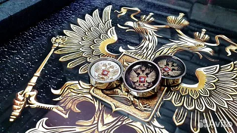 На память: Стальные фишки для нард «Герб России»