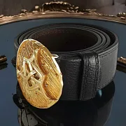 Мужской ремень из кожи «Орнамент» с золотой отделкой — необычный подарок — фотография 1