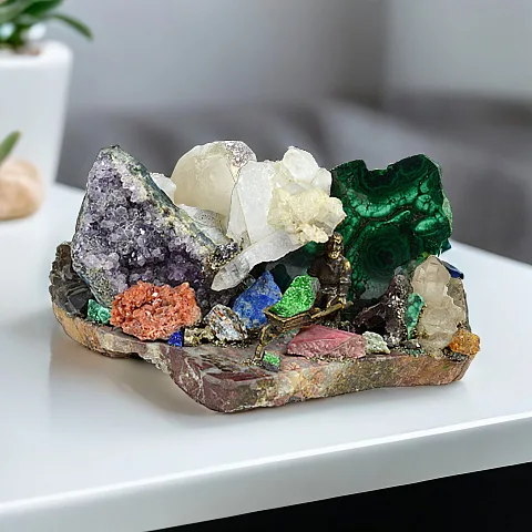 Каменная композиция — красивый подарок
