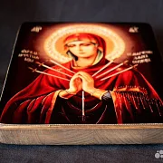 Икона Богоматери "Умягчение злых сердец" — красивый подарок — фотография 5