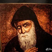 В подарок: Икона "Монах Шарбель" дерево, ручная работа — фотография 5