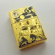 Бензиновая зажигалка Zippo "Волк одиночка" — необычный подарок — фотография 3