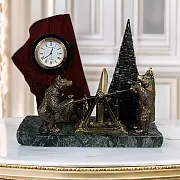 Сувенирные настольные часы «Медведи» из змеевика и яшмы в подарок — фотография 1