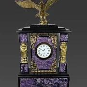 Подарочные каминные часы «Орел» из чароита и долерита — фотография 3