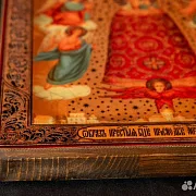 На память: Икона деревянная "Прибавление ума" Богоматери — фотография 5