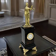 Подарочные часы «Фемида» из офиокальцита и долерита, 275 мм — фотография 1