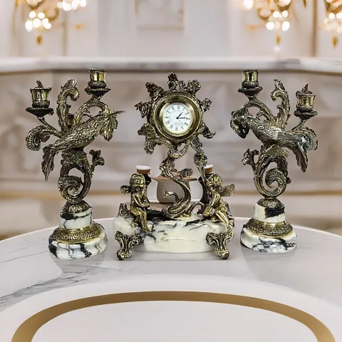 Подарочные каминные часы «Колибри» из мрамора с канделябрами