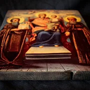 Икона Богоматери "Домостроительница" +подставка в подарок — фотография 8