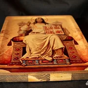 Подарочная авторская икона "Вседержитель на троне" — фотография 7