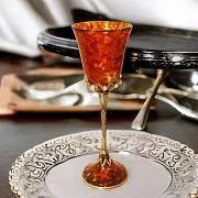 На память: Бокал для вина из камня (янтарь) — фотография 1