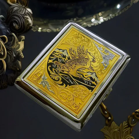 В подарок: Портсигар "Орел" / на 20 сигарет