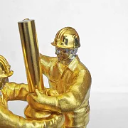 Подарочная бронзовая композиция «Нефтяники» с яшмой и позолотой — фотография 2