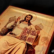 Икона "Господь Вседержитель на троне" — оригинальный подарок — фотография 4